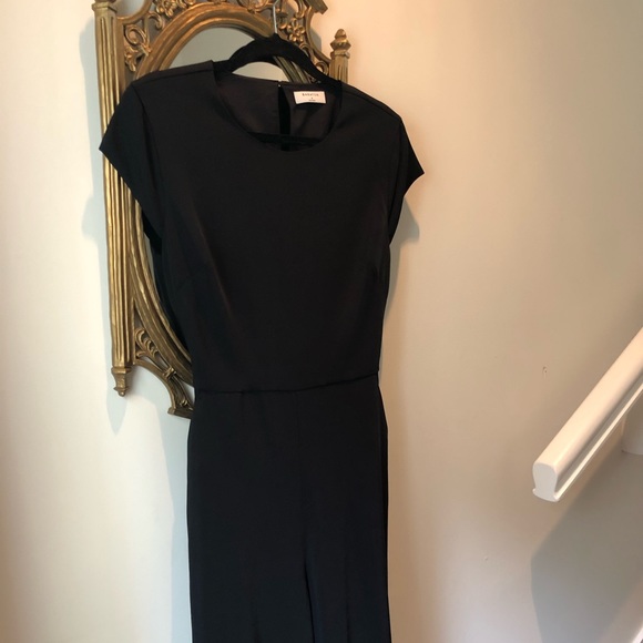 πΊ πΆ π³ π« Aritzia Babaton Hamptons Jumpsuit - Picture 4 of 12